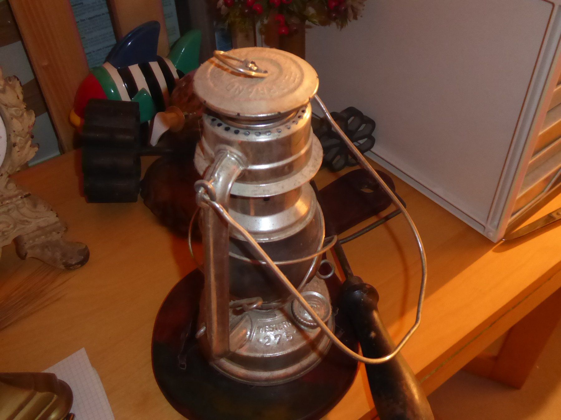 Kerzenständer: 1 Kerzenständer Messing, 1 alte Stalllaterne – Gebraucht aus Reinach BL von forelle1937egb 1