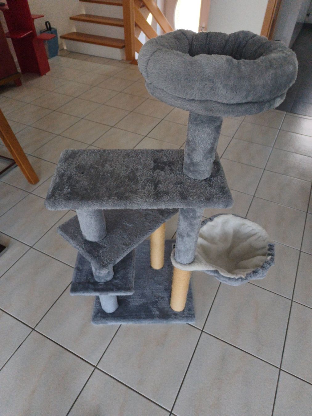 Arbres à chats: Katzen Kratzbaum – D'occasion à Boesingen par Maissen0 2
