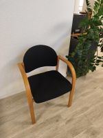 Stuhl Holz 4 Stück stapelbar schwarzer Stoffbezug Ikea