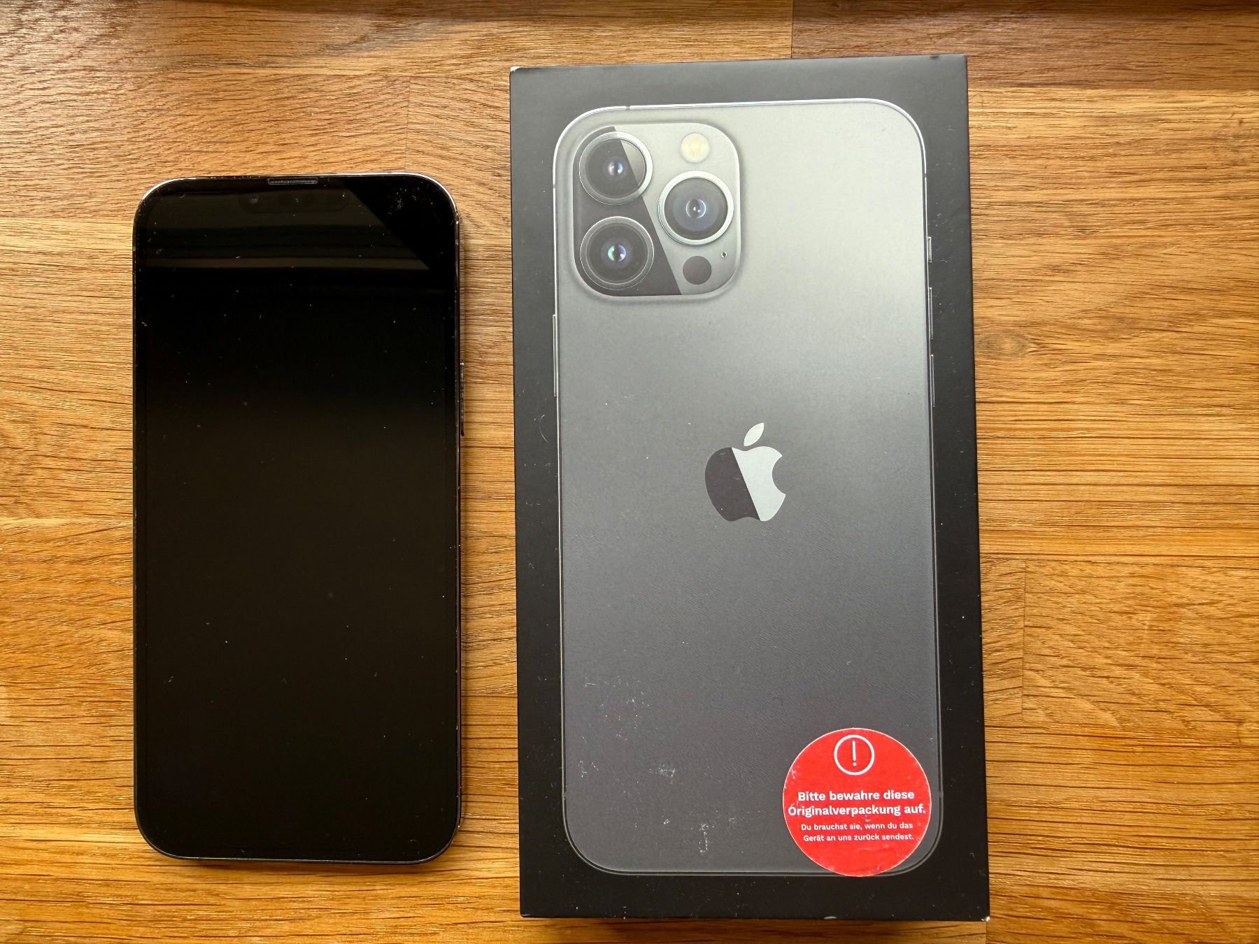 Apple Portables: IPHONE 13 PRO MAX 128gb Graphit einwandfreier optischer Zus. – D'occasion à Aesch BL par Shiva84