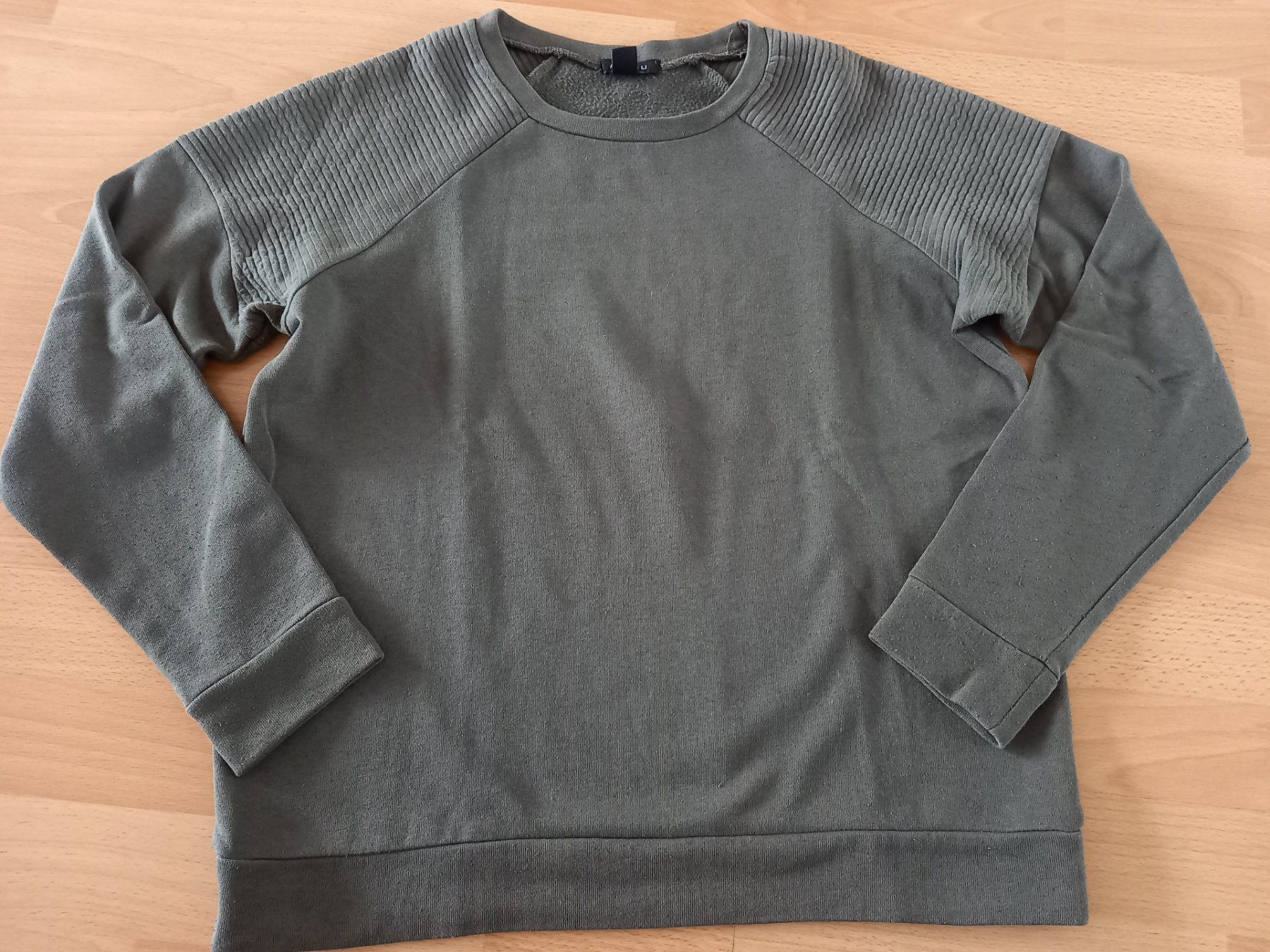 Maglioni & Felpe: Cooler Pullover für Damen in Grösse M von AMISU – Usato da Obernau venduto da Corolli