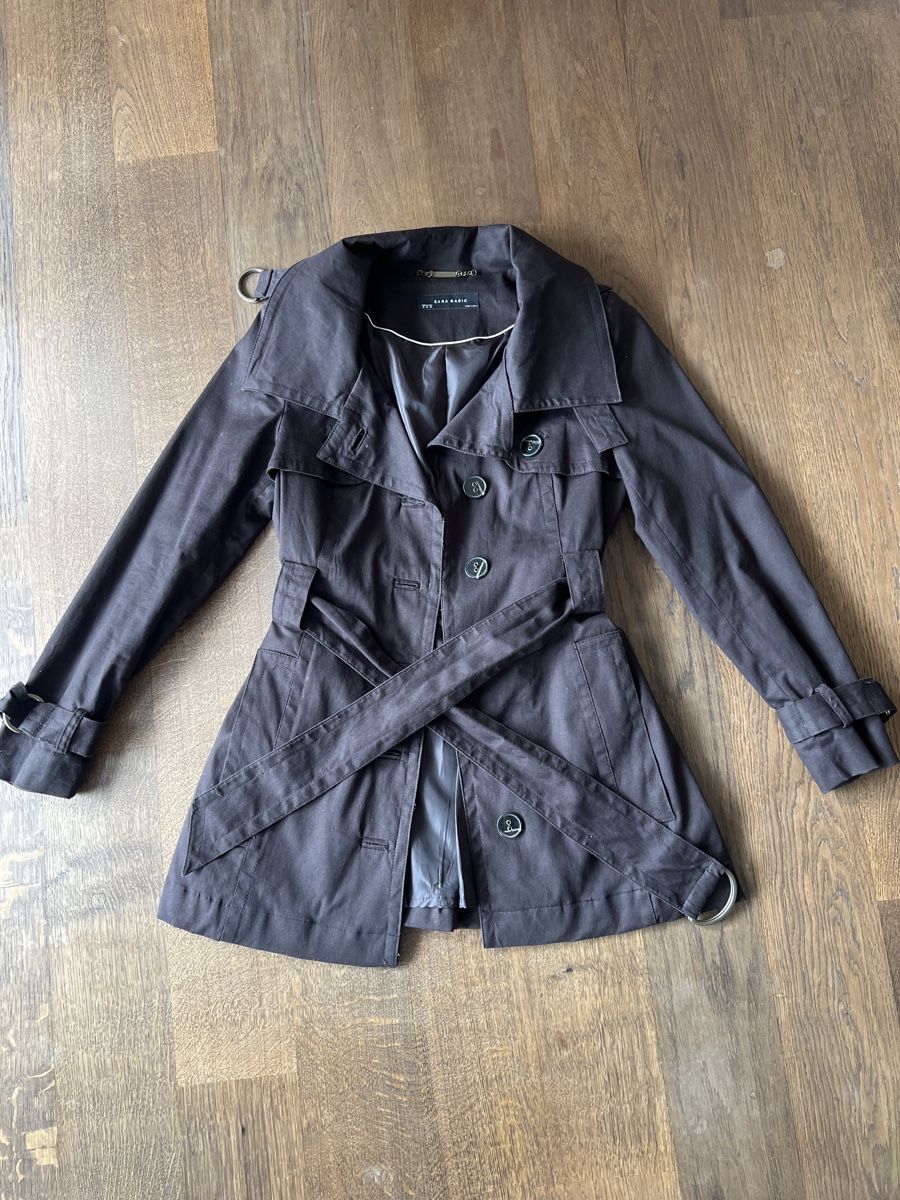 Zara Mäntel: Trenchcoat kurz – Gebraucht aus Fraubrunnen von Vpeck