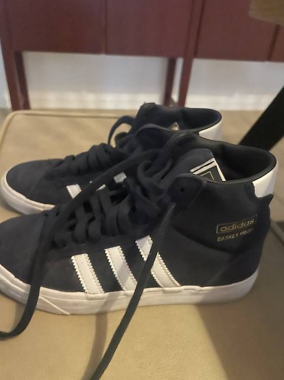 Scarpe da uomo: Adidas Schuhe – Usato da Basel venduto da oez_cr9z 3