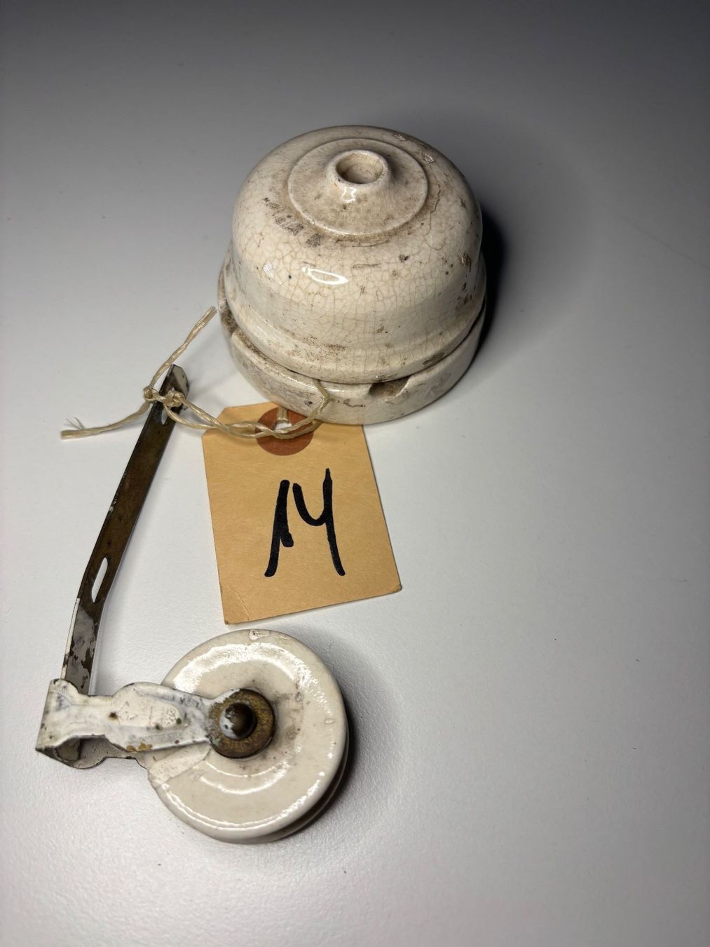 Lampade: Rosette / Anschluss für eine Zugpendellampe – Usato da Niederurnen venduto da Guste