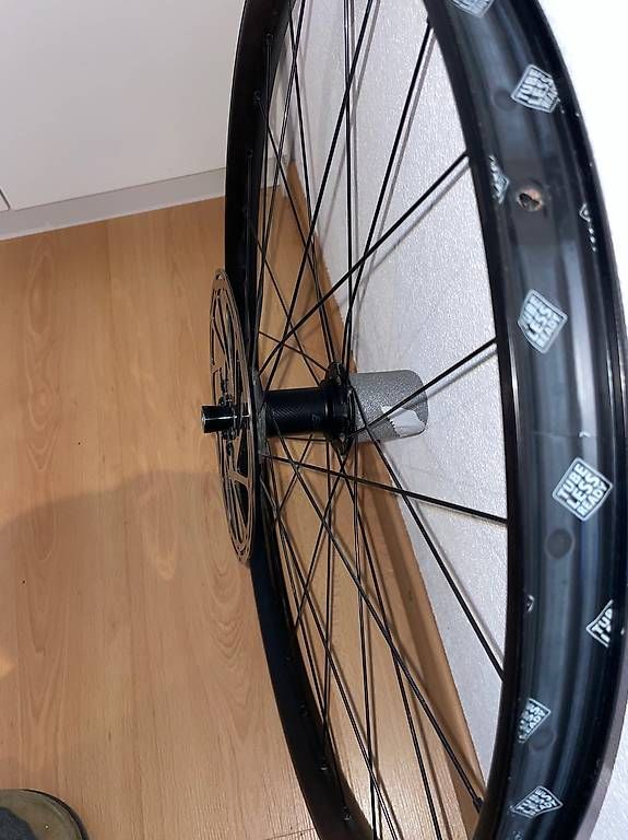 Specialized Pezzi di ricambio: Specialized Roval Laufradsatz  27.5" / 29" – Usato da Nürensdorf venduto da Lucien0 2