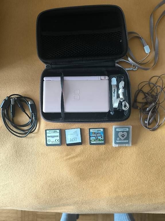 Nintendo Console: Nintendo DS Lite rose – Usato da Ecublens VD venduto da mor_lqc5 2