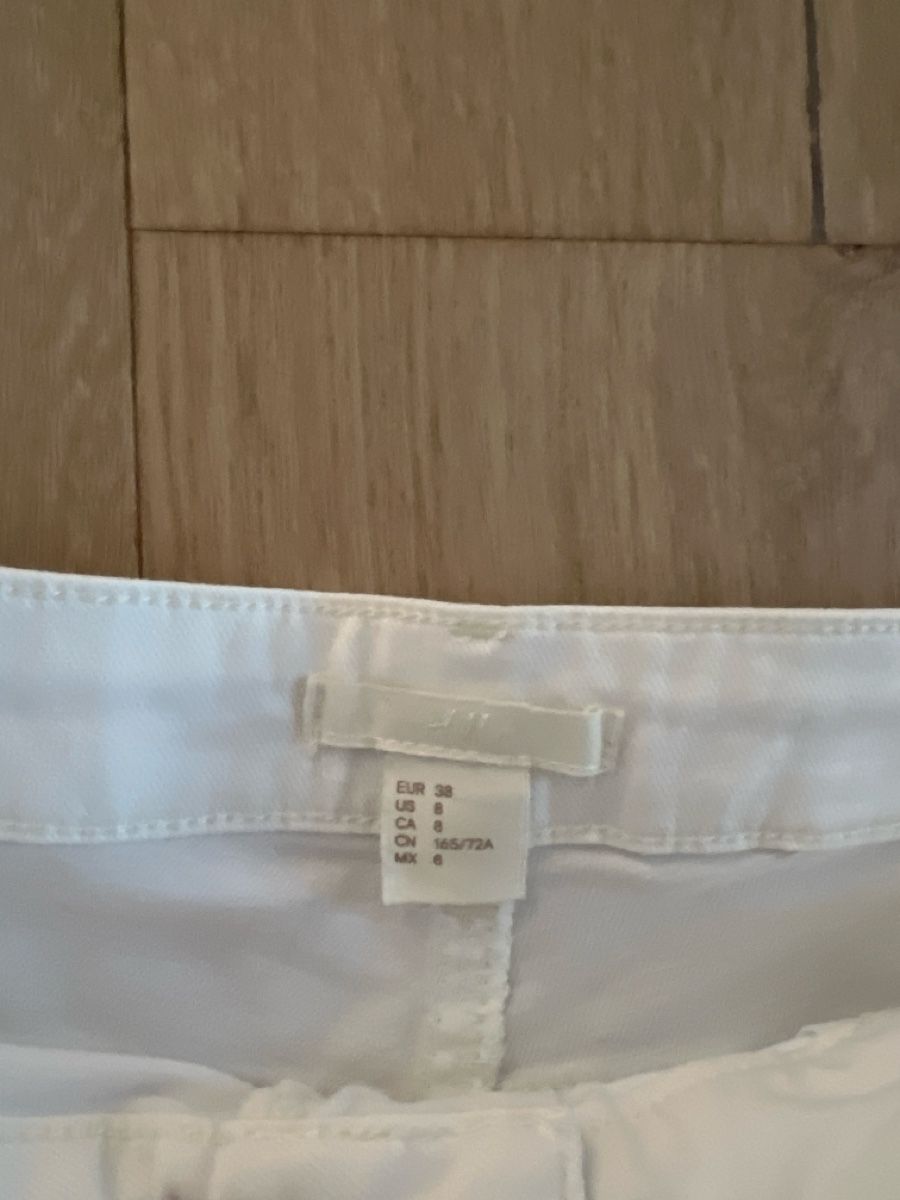 Lotti di vestiti: Drei Damen Shorts – Usato da Rorschach venduto da zlatokosa85 4