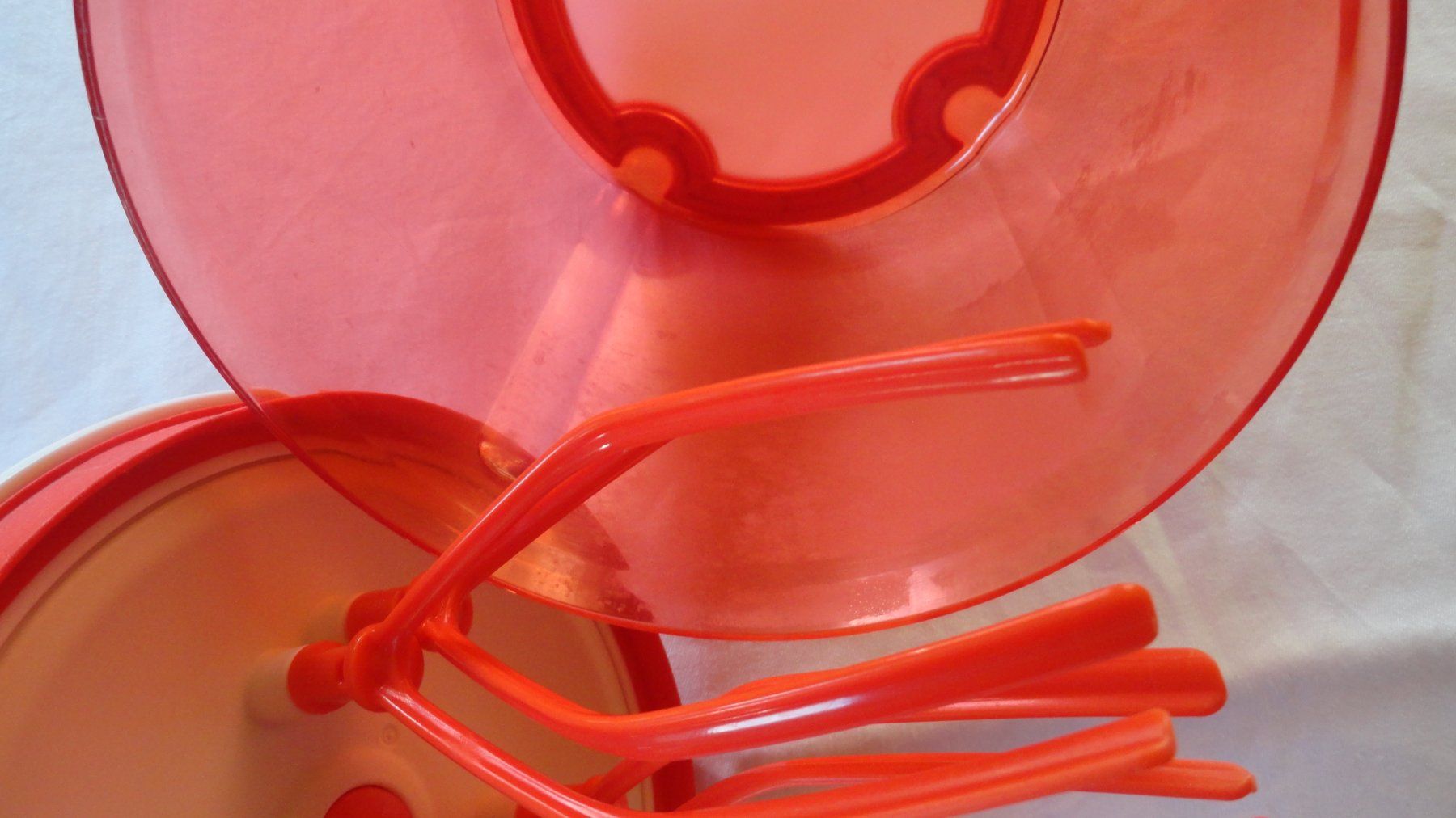 Tupperware Appareils de cuisine: Tupperware Speddy Chef Küchenblitz Neuwertig Rot oder H.blau – Neuf (Voir description) à Gstaad par Meiel2020 7