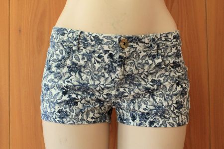 H&M * Vintage Urban SHORTS / Hotpants / Jeans  34 XS