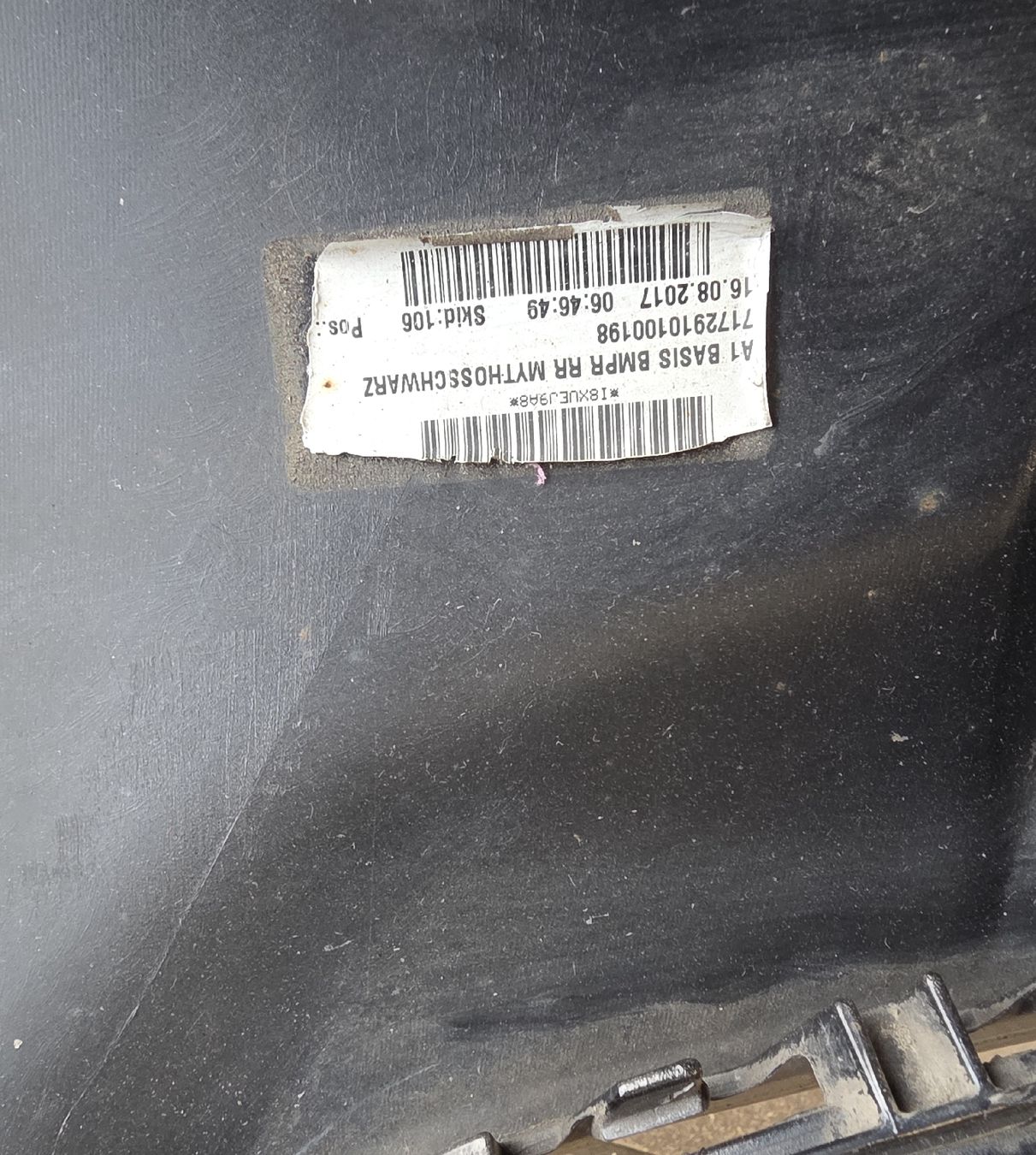 Audi Tutti pezzi di ricambio auto: Audi A1 Heckstossstange – Usato da Untersiggenthal venduto da toldizsolt 4