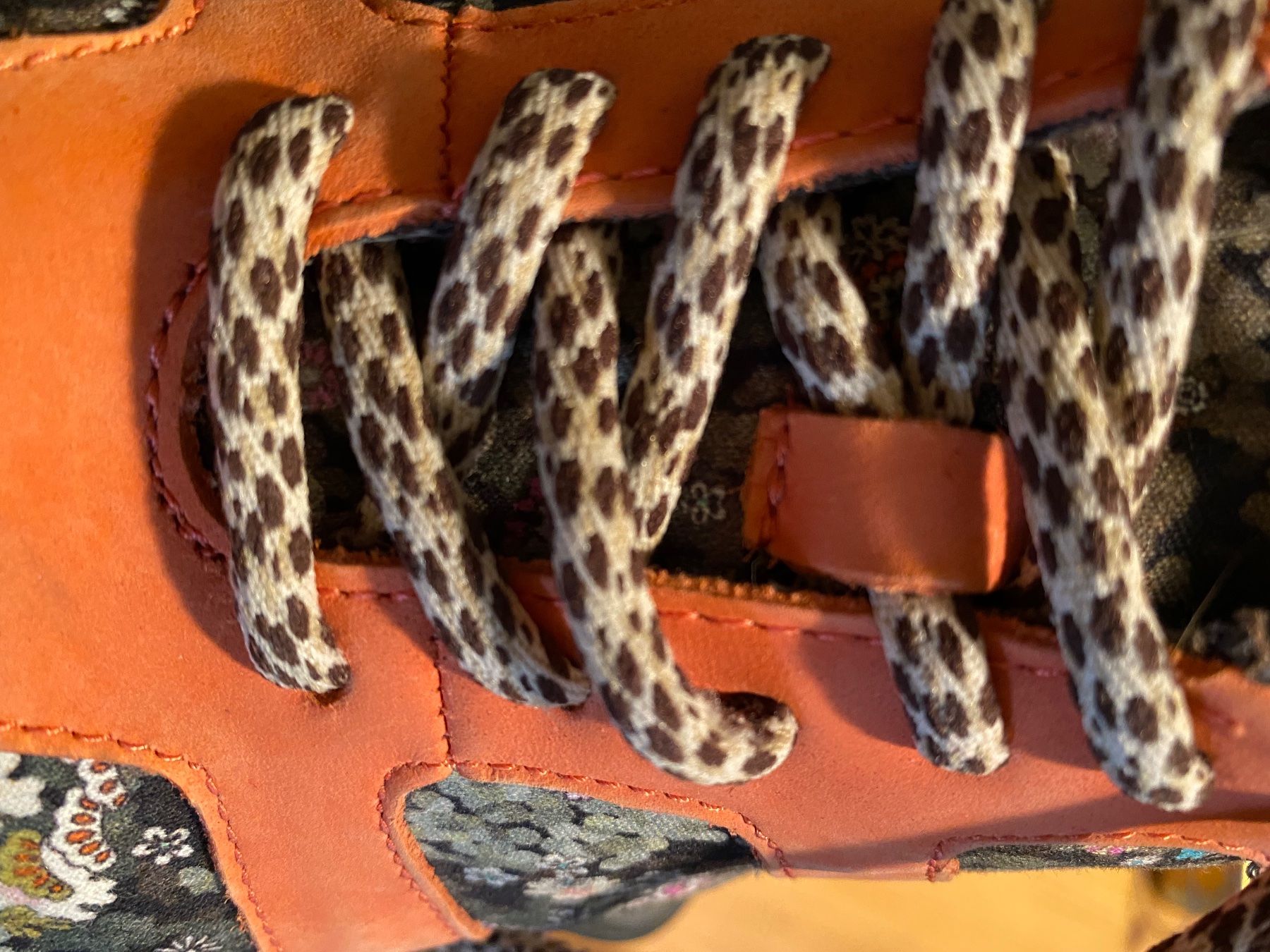 Marc Cain Damenschuhe: Maccaine Sneaker mehrfarbig – Gebraucht aus Russikon von Honolulu-2019 4
