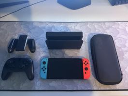 Nintendo Switch OLED 64GB + Zubehör