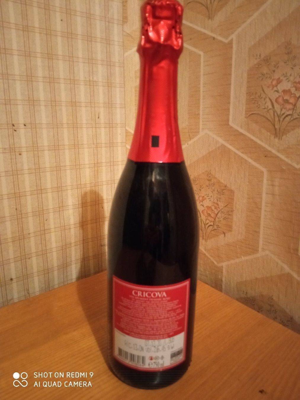 Wein: CRICOVA Sparkling Wein, halbtrocken, rot – Neu und originalverpackt aus Wald ZH von mlnt 5