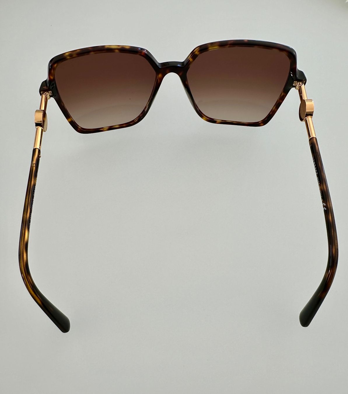 Versace Occhiali & Lenti: Occhiali da sole marca Versace – Usato da Dino venduto da mic_7zvv 2
