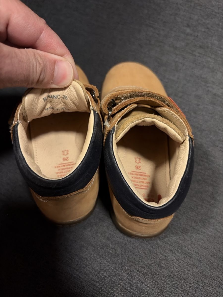 Geox Scarpe per ragazzi:  Geox bambino 26 – Usato da Giubiasco venduto da sc-77 3