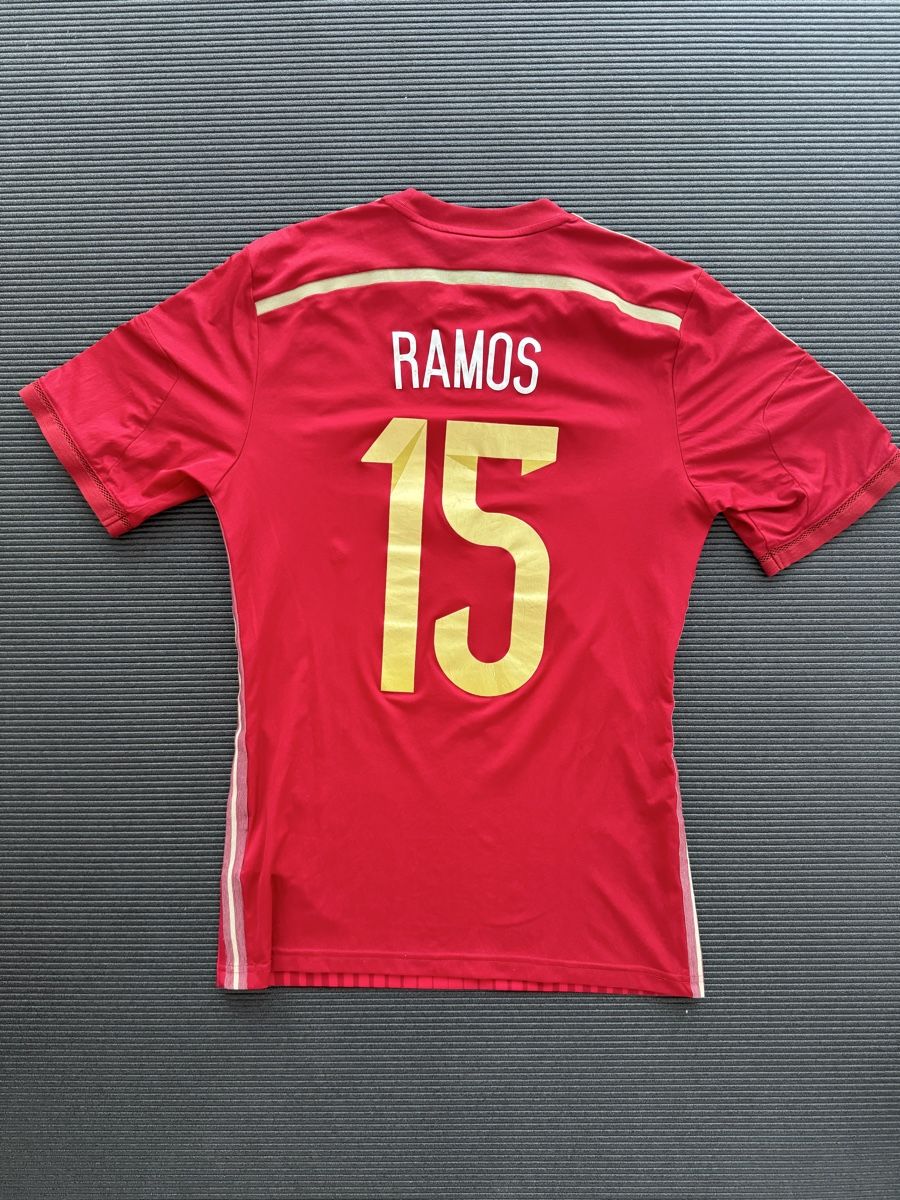 Adidas Canottiere & Pantaloni: Ramos Spanien 2014 WM Trikot Grösse S – Usato da Interlaken venduto da luc_25kp