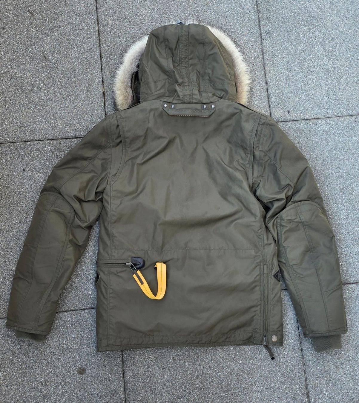 Parajumpers Giacche: Parajumpers Jacke "Masterpiece Series" Size Small – Usato da Nänikon venduto da Bi9Ca2Ec 1