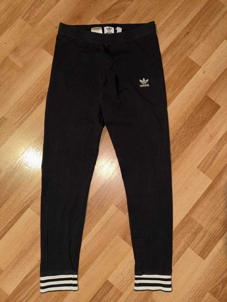 Adidas Leggings: Adidas Leggins Gr. 36 schwarz – Gebraucht aus St. Gallen von mai_zpt7
