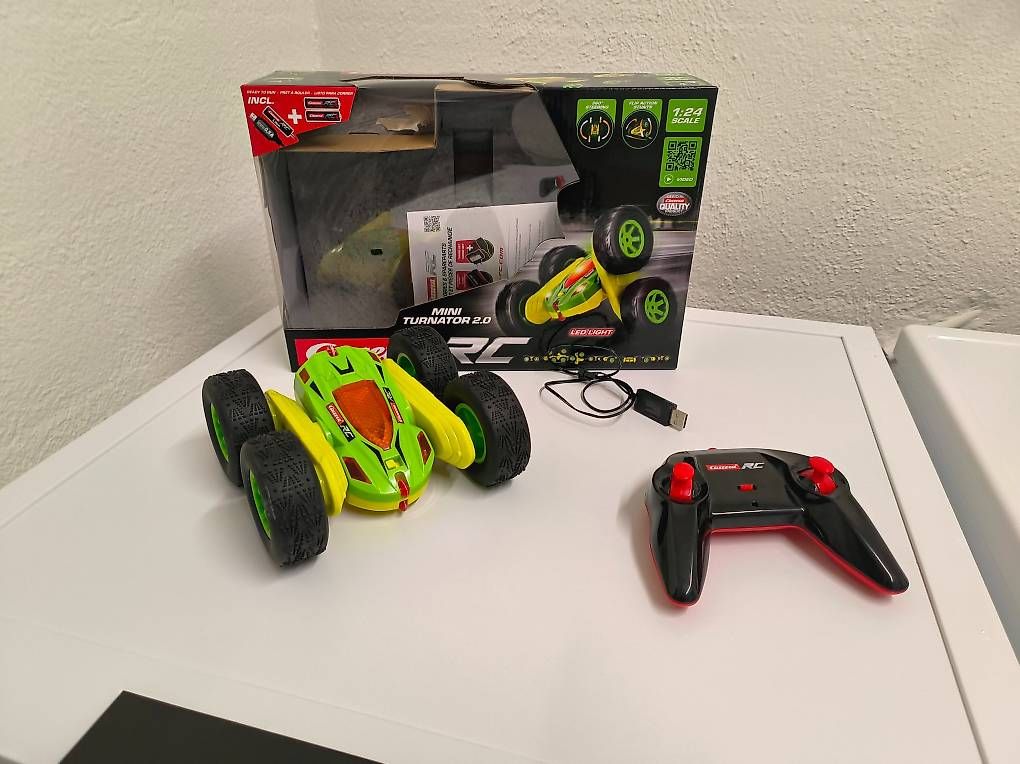 Carrera Giocattoli: Neuwertiges Ferngesteuertes Carrera Auto – Usato da Steinhausen venduto da surfero