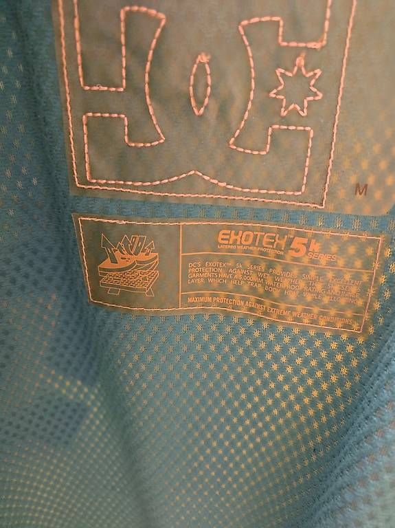 Vestes: DC Snowboardjacke – D'occasion à Jona par davos69 2