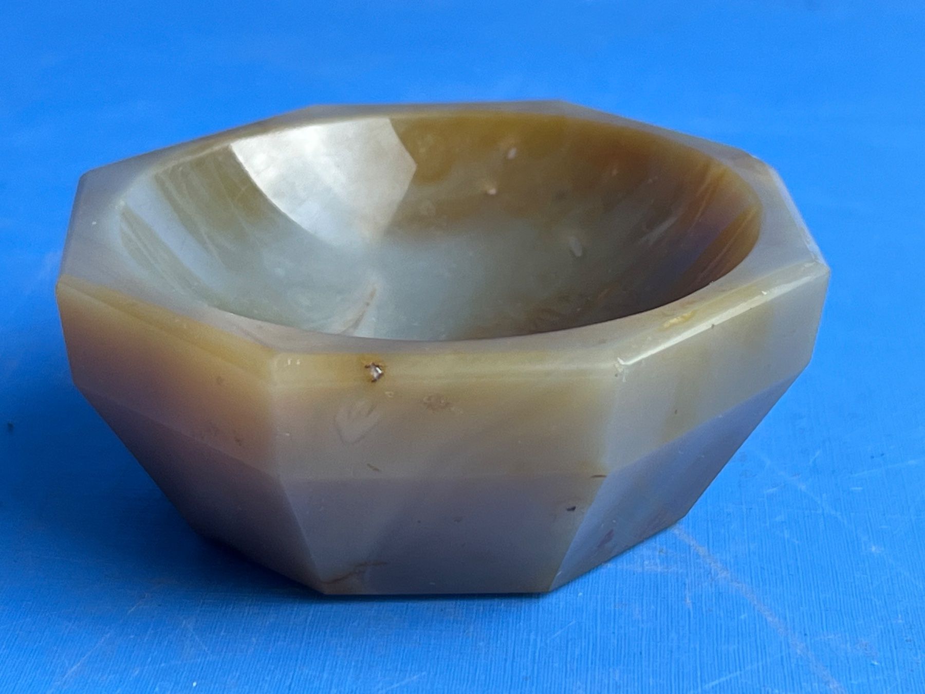 Mineralien & Heilsteine: Achatschale ca. 8 x 7,5 cm – Gebraucht aus Unterengstringen von Gustav03 1
