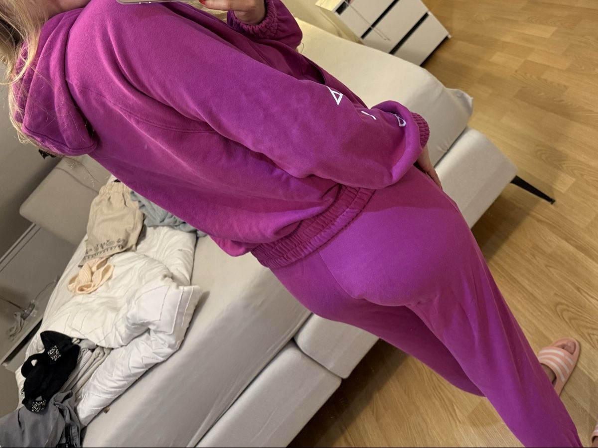 Nike Anzüge & Kostüme: Nike Trainingsanzug pink – Gebraucht aus Oberhofen Thun'see von KeleshC 4