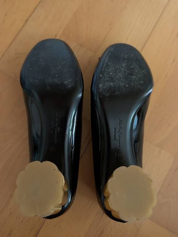 Salvatore Ferragamo Scarpe da donna: Salvatore Ferragamo taille 37 – Nuovo (secondo la descrizione) da Chêne Bougeries venduto da mam_fly6 2