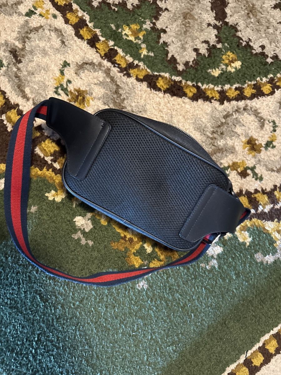 Gucci Borse: Gucci Umhängetasche – Usato da Uetendorf venduto da Loscar1 2
