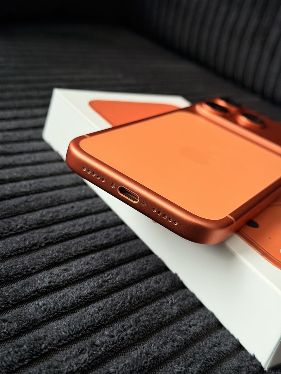 Apple Portables: iPhone 17 Pro Cosmic Orange 256gb – D'occasion à Thalwil par damn.edo 6