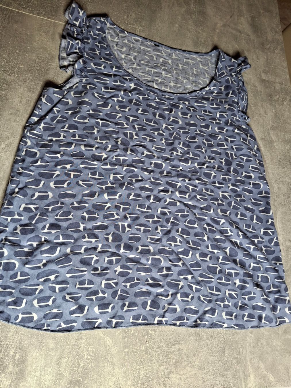 Top: Haut taille M marque Chicorée – Usato da Villiers venduto da san_jn5w