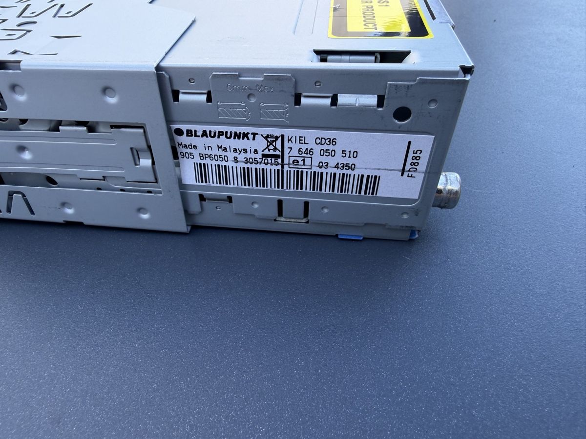 Blaupunkt Radio: Autoradio Blaupunkt Kiel CD36 – Nuovo (secondo la descrizione) da Zollikerberg venduto da wiewowasdenn 1
