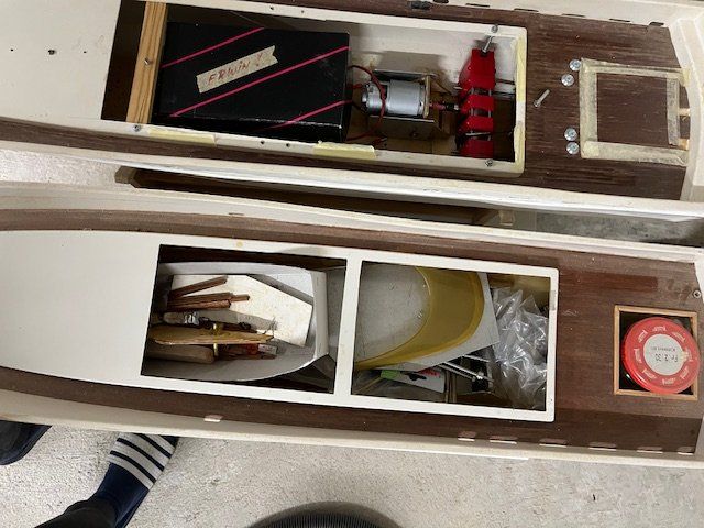 Robbe Modellismo RC: Zwei ferngesteuerte Modellboote San Diego ROBBE – Usato da Schongau venduto da fairwind 2