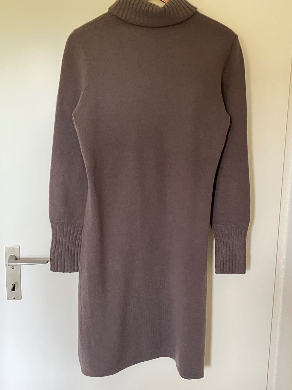 Vestiti: Kaschmir-Strickkleid Gr. 36/38 Farbe schlamm-olivfarben – Usato da Unterägeri venduto da Jacky91 2