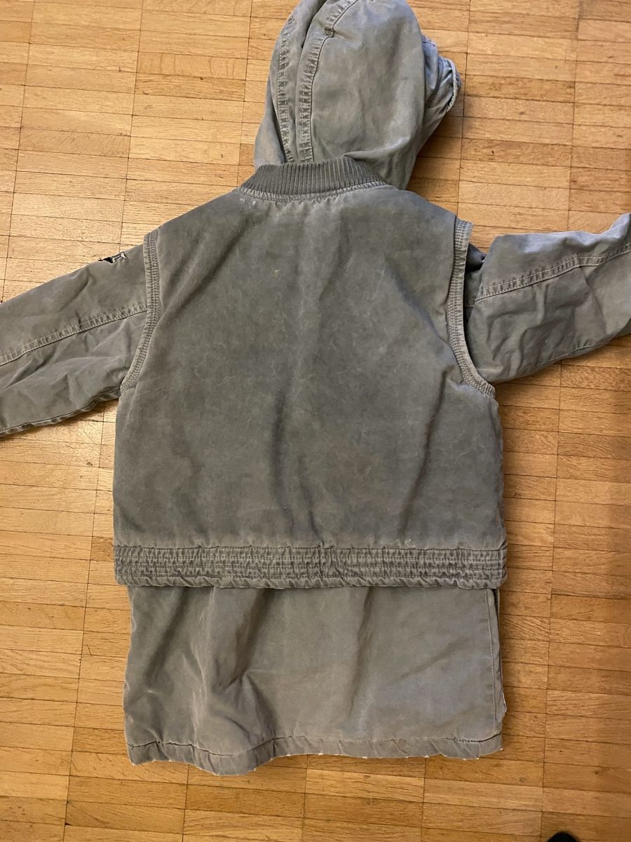 Diesel Giacche: Diesel Winterjacke, Gr. 4 (Kinder) – Usato da Zürich venduto da sar_7s87 1