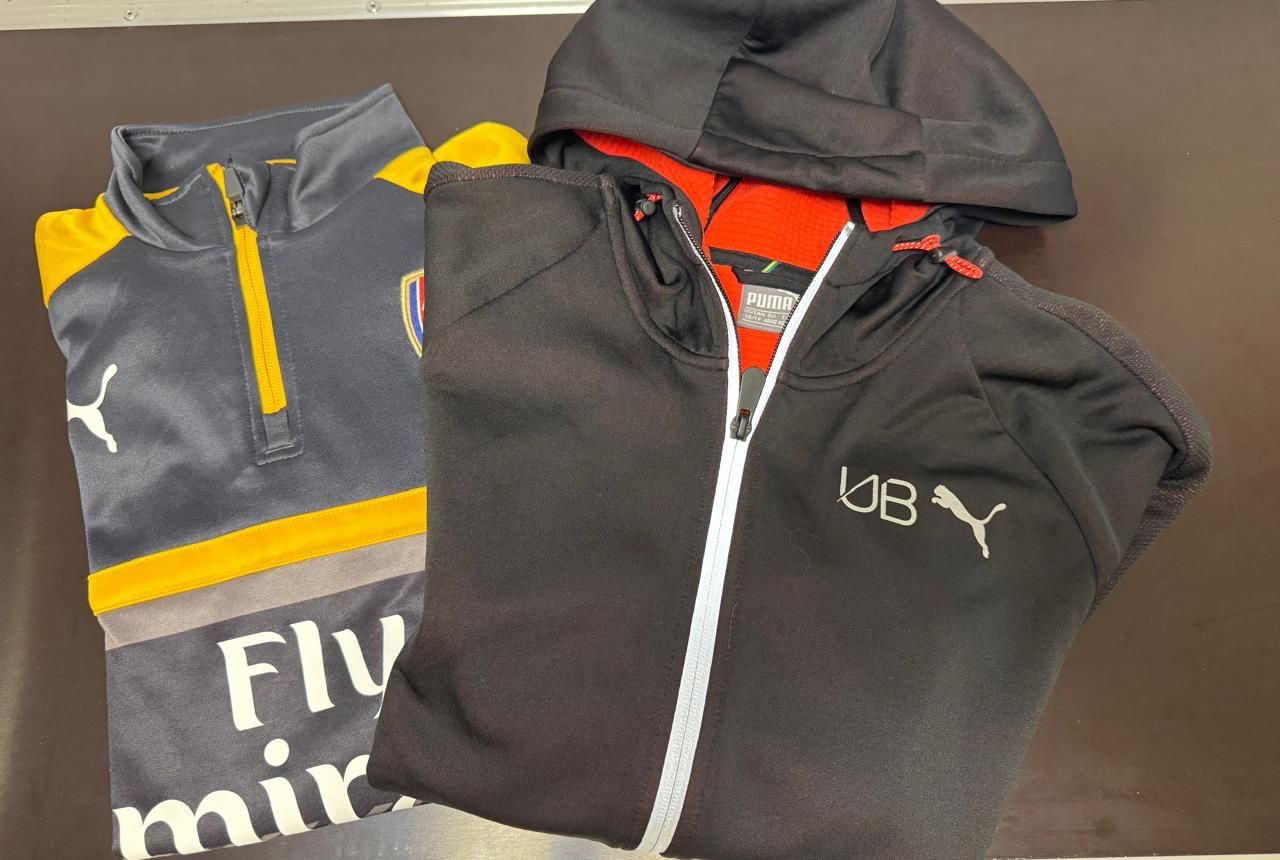 Puma Ensembles coordonnés: Kleiderpaket PUMA, 2-teilig – D'occasion à Triesen par mal_97wr