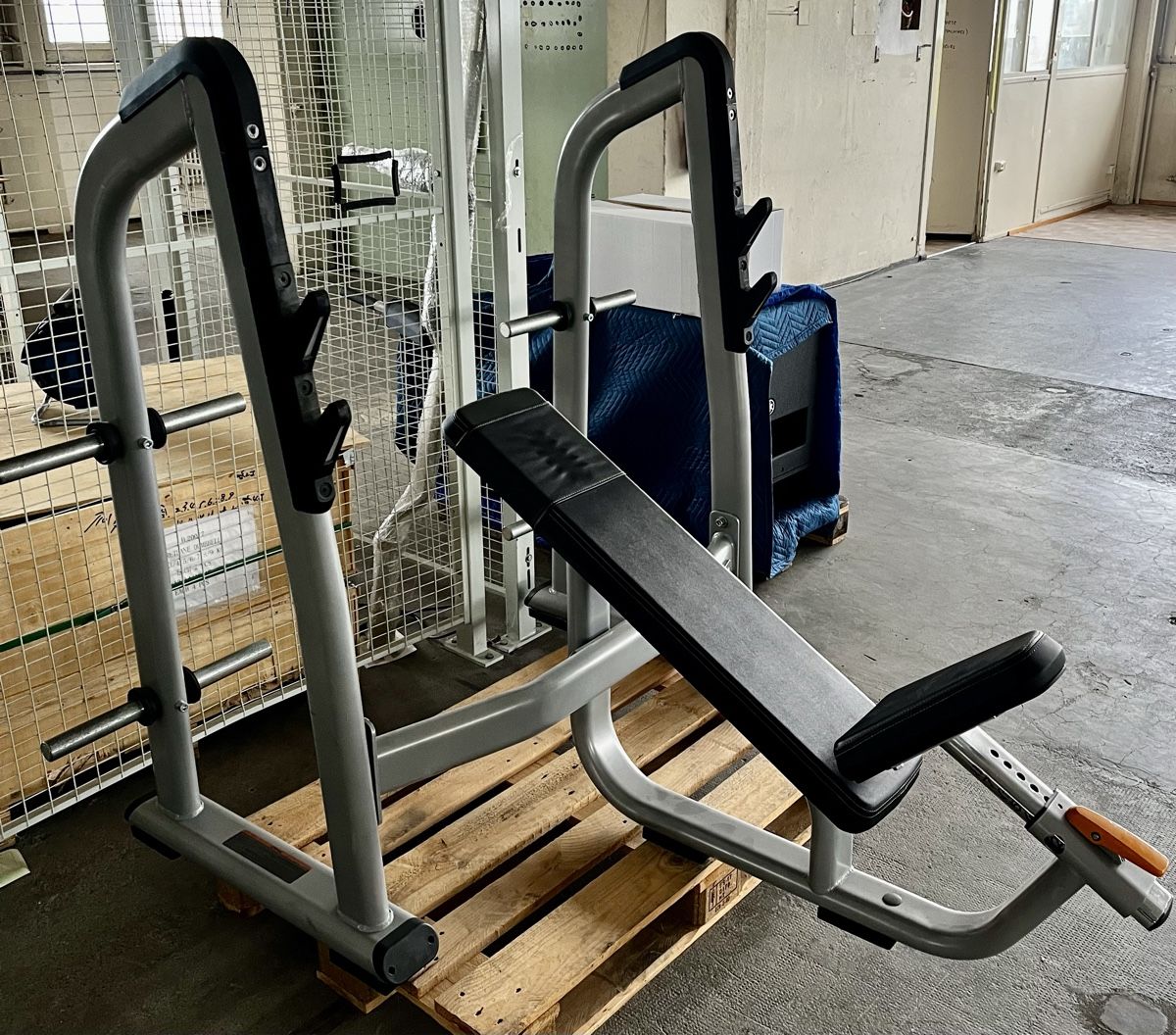 Vélos d'appartement: Schrägbank Precor – D'occasion à Murten par Bigwave 1