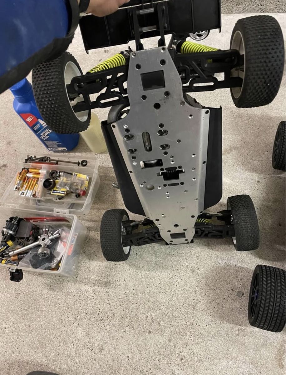 RC Modellbau: Autos mit Fernbedienung  – Gebraucht aus Zürich von Alessandro.98 5