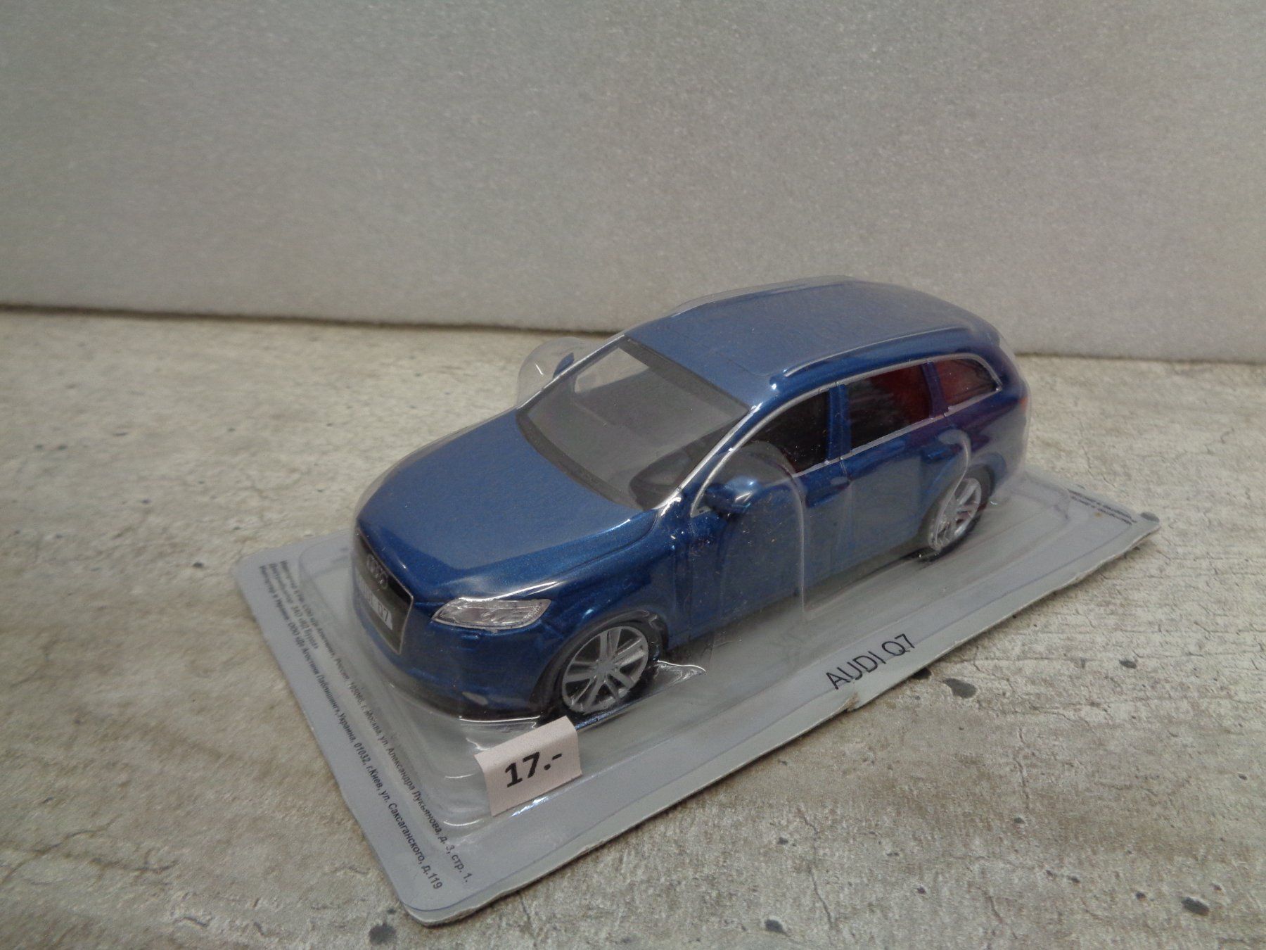 Audi Modellini d'auto: Ist 1:43 Audi Q7 – Nuovo e nell'imballaggio originale da Reconvilier venduto da rallycar