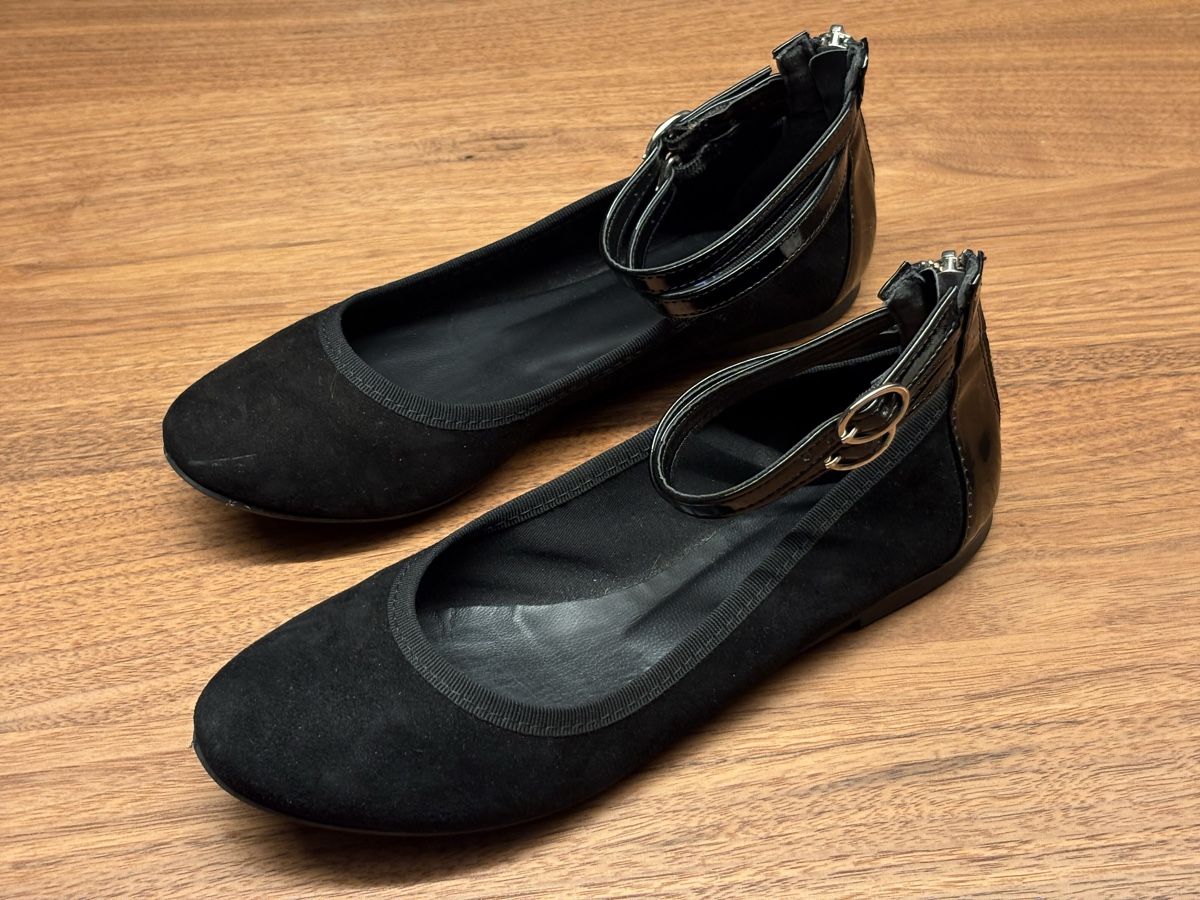 Damenschuhe: André Damenschuhe Ballerinas – Gebraucht aus Basel von Outofkey