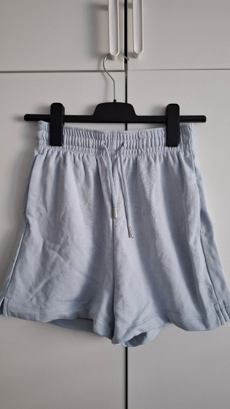 H&M Hosen: Basic Shorts - Grösse XS – Neu (gemäss Beschreibung) aus Rickenbach b. Wil von VeryLovelyThings