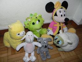 Plüschtiere diverse Sammlung Minnie, Dino, Lama