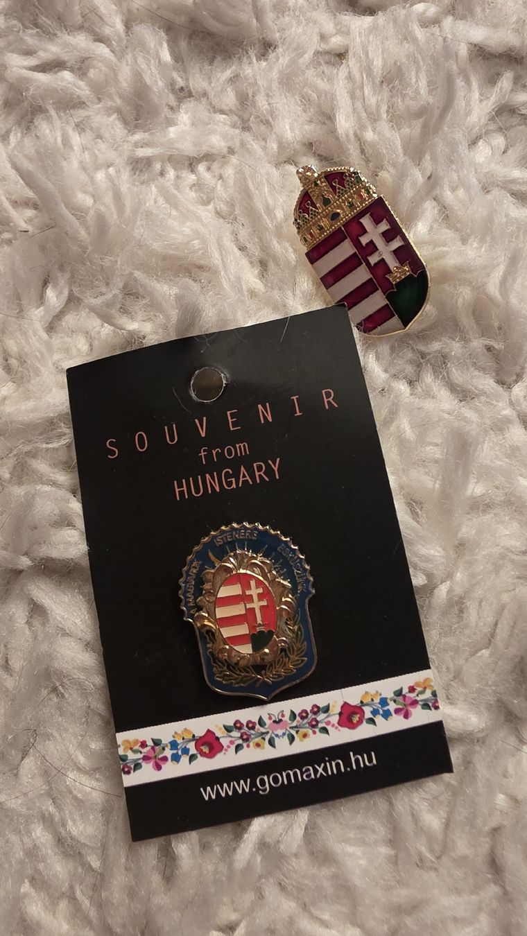 Broches & Aiguilles: Pins aus Ungarn – Neuf avec emballage d'origine à Widen par kev_f5vk