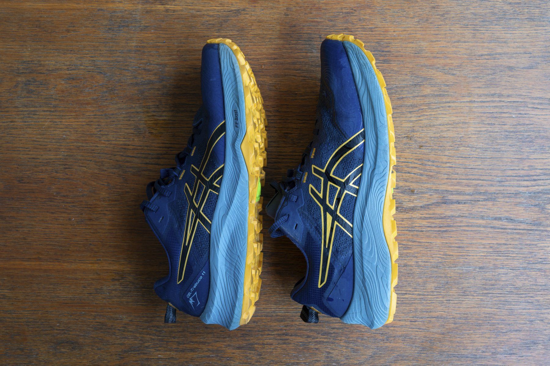 Asics Chaussures hommes: Asics Laufschuhe Grösse 45 – Neuf (Voir description) à Bern par olfaktor 1