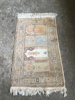 Gebrauchter kleinerer Vintage Gebetsteppich