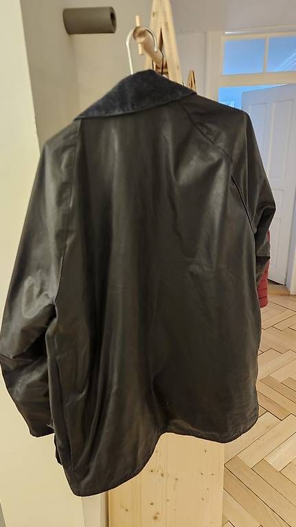 Barbour Jacken: Barbour Beaufort navy – Gebraucht aus Chur von Noturas 3