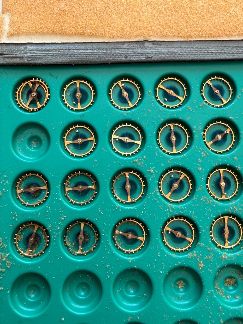 Uhren: Balanciers (Le Phare?) – Neu (gemäss Beschreibung) aus Worblaufen von chronyves 2