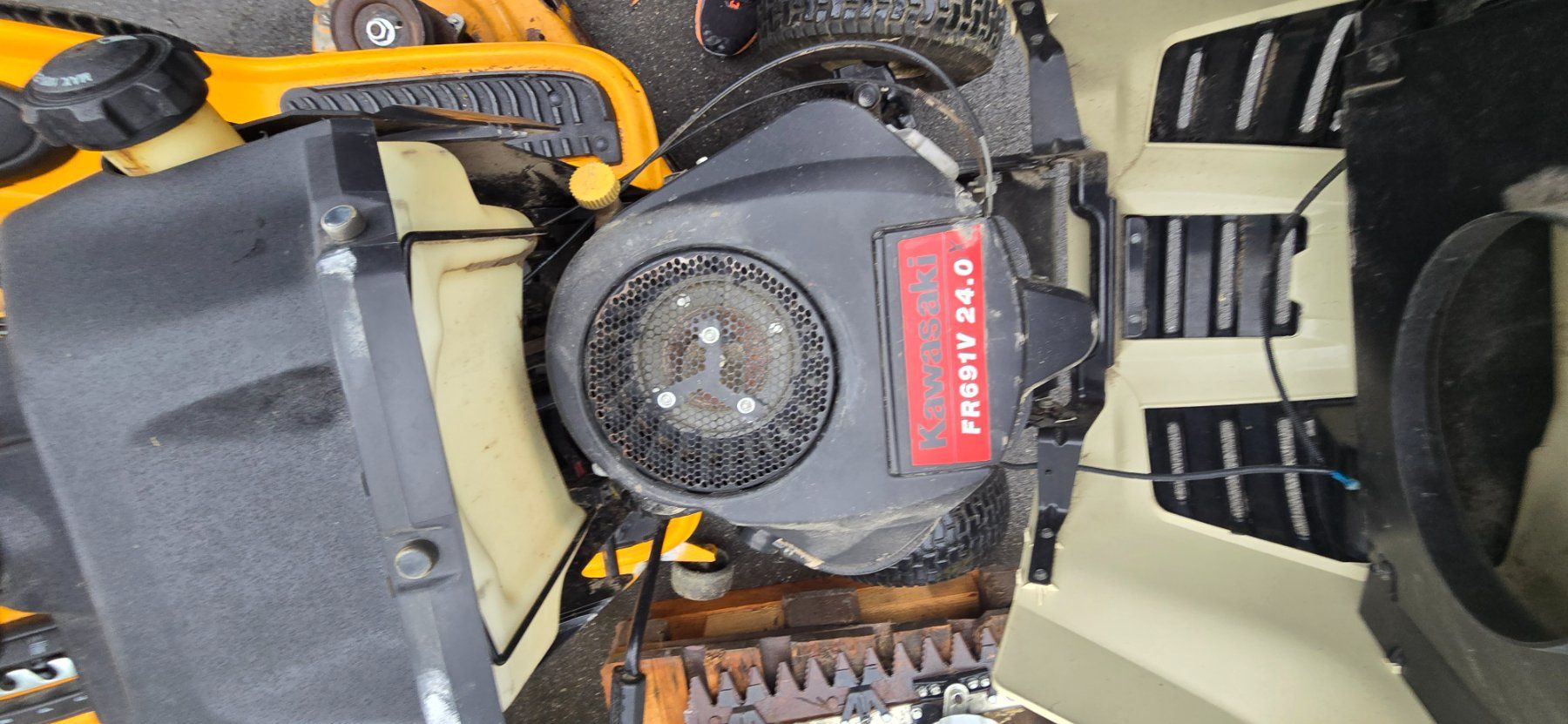 Rasenmäher: Cub Cadet Aufsitzmäher CC 1024,! – Gebraucht aus Rain von Fafan069 5