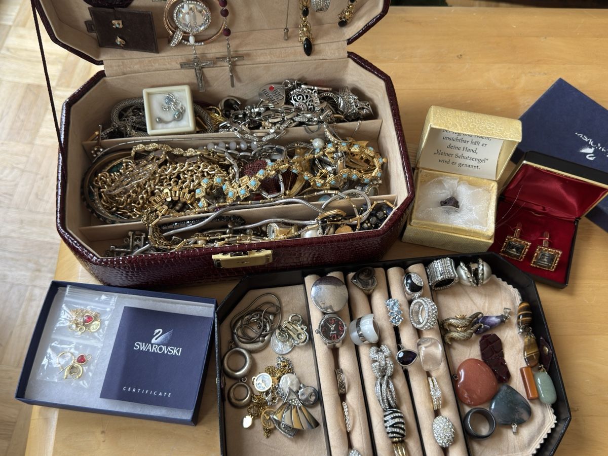 Altri gioielli: assortiment varié de bijoux – Usato da Martigny venduto da Mrtygn1