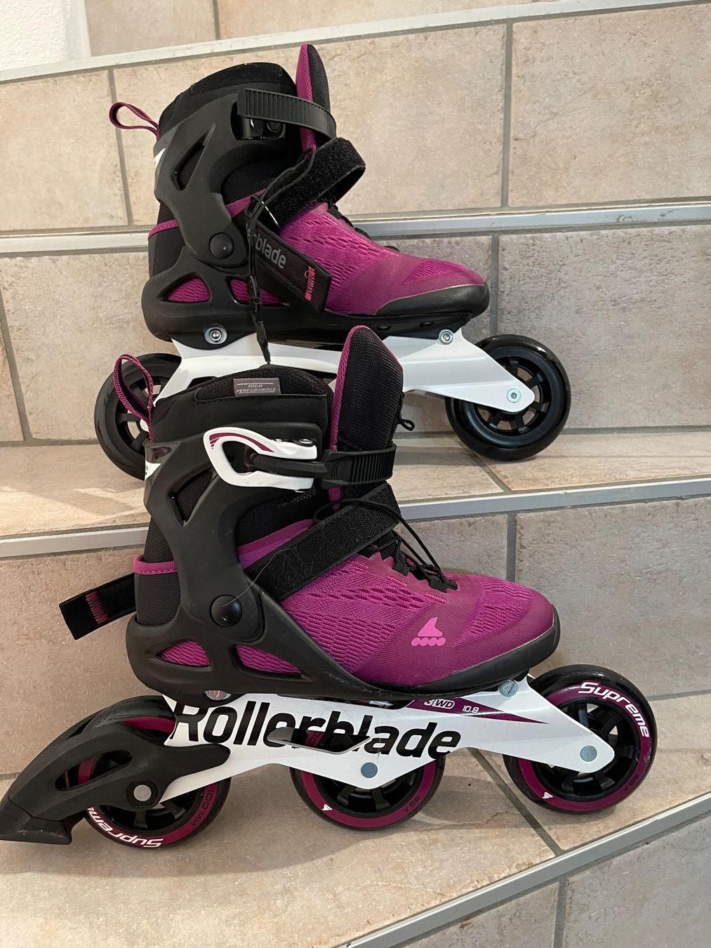 Patins à roul. & inline: Rollerblades 38 – D'occasion à Reiden par Luna060