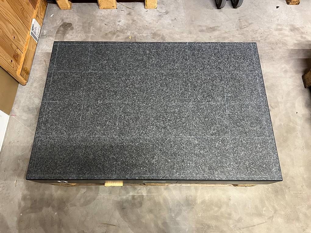 Servierplatten: Prüfplatte / Messplatte – Gebraucht aus Brunnen von san_9qlb